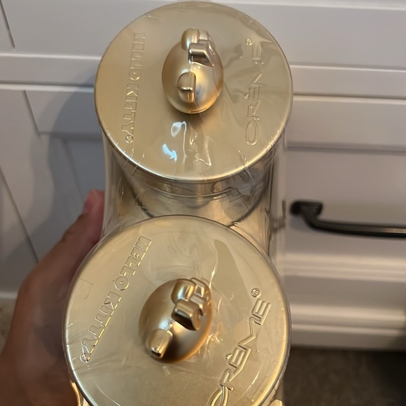 New hello kitty cotton swabs and cotton pads - Picture 3 of 5